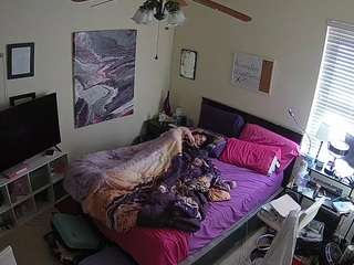 voyeurcam-hornyhostel-01