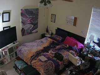 voyeurcam-hornyhostel-01