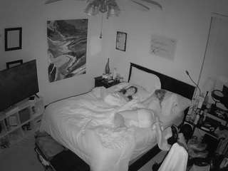 voyeurcam-hornyhostel-01