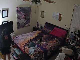 voyeurcam-hornyhostel-01