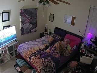 voyeurcam-hornyhostel-01