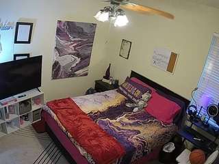 voyeurcam-hornyhostel-01