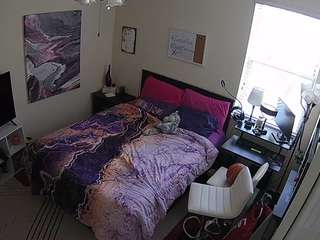 voyeurcam-hornyhostel-01