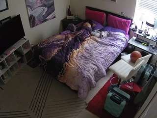 voyeurcam-hornyhostel-01