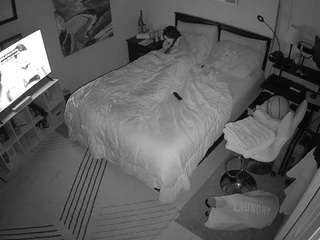 voyeurcam-hornyhostel-01