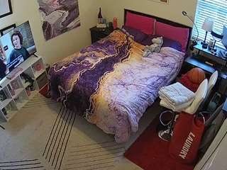 voyeurcam-hornyhostel-01