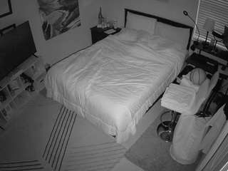 voyeurcam-hornyhostel-01