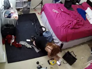 The Horny Hostel - Bedroom 2's Live Sex Cam Show