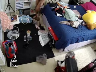 The Horny Hostel - Bedroom 2's Live Sex Cam Show