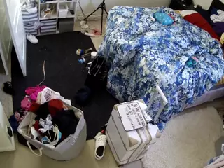 The Horny Hostel - Bedroom 2's Live Sex Cam Show