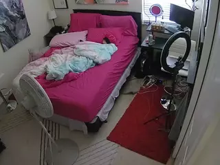 The Horny Hostel - Bedroom 2's Live Sex Cam Show