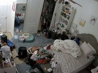 voyeurcam-hornyhostel-02