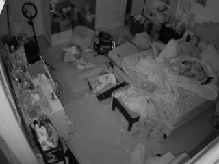 voyeurcam-hornyhostel-02