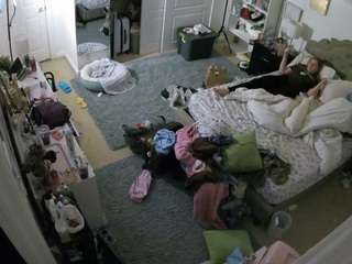 voyeurcam-hornyhostel-02