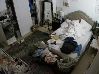 voyeurcam-hornyhostel-02