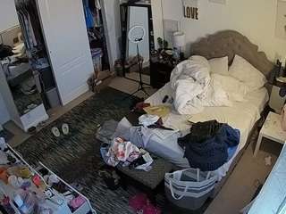 voyeurcam-hornyhostel-02