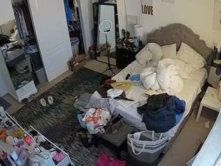 voyeurcam hornyhostel 02