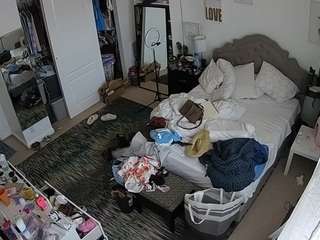 voyeurcam-hornyhostel-02