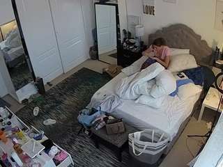 voyeurcam-hornyhostel-02