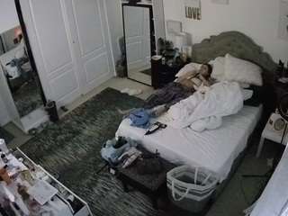 voyeurcam-hornyhostel-02 camsoda