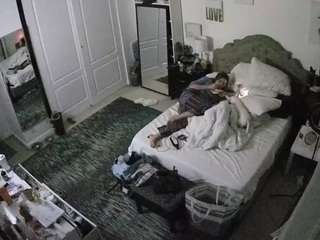 voyeurcam hornyhostel 02