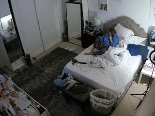 voyeurcam hornyhostel 02