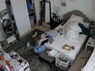voyeurcam hornyhostel 02