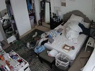 voyeurcam-hornyhostel-02