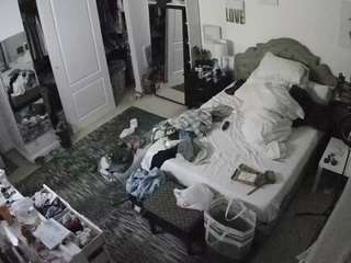 voyeurcam hornyhostel 02