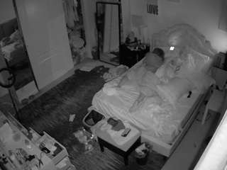 voyeurcam hornyhostel 02