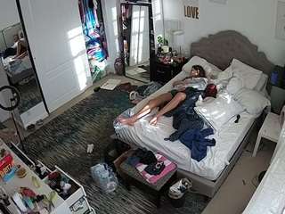 voyeurcam-hornyhostel-02