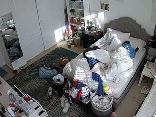 voyeurcam hornyhostel 02