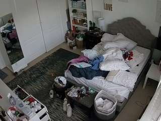 voyeurcam-hornyhostel-02