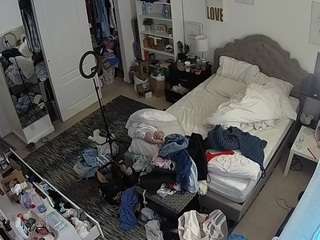 voyeurcam hornyhostel 02