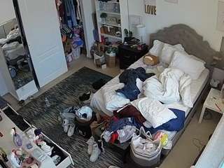 voyeurcam hornyhostel 02