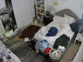 voyeurcam hornyhostel 02