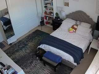 voyeurcam-hornyhostel-02