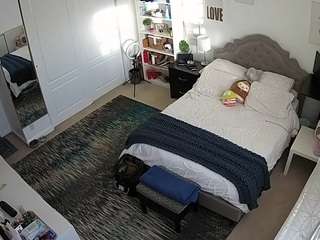 voyeurcam-hornyhostel-02