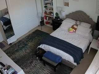 voyeurcam-hornyhostel-02
