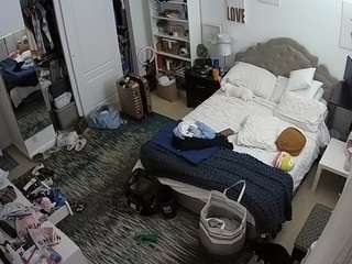 voyeurcam hornyhostel 02