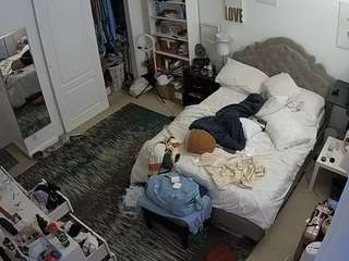 voyeurcam hornyhostel 02