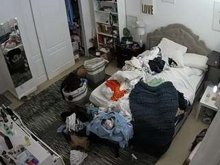 voyeurcam hornyhostel 02