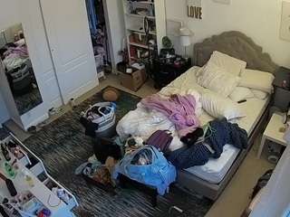 voyeurcam-hornyhostel-02
