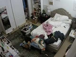 voyeurcam-hornyhostel-02