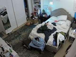 voyeurcam hornyhostel 02
