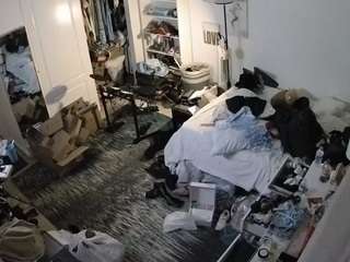 voyeurcam hornyhostel 02