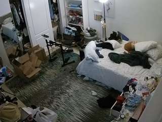 voyeurcam hornyhostel 02