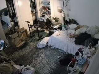voyeurcam-hornyhostel-02