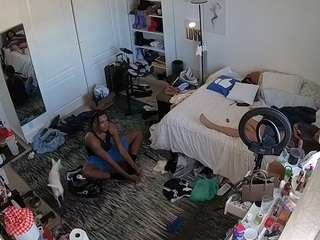 voyeurcam-hornyhostel-02