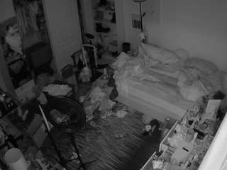 voyeurcam-hornyhostel-02